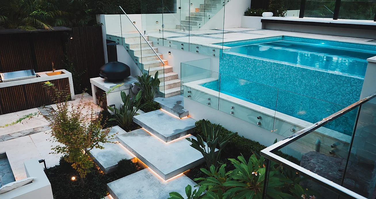 SWIMMING POOL AND SPA