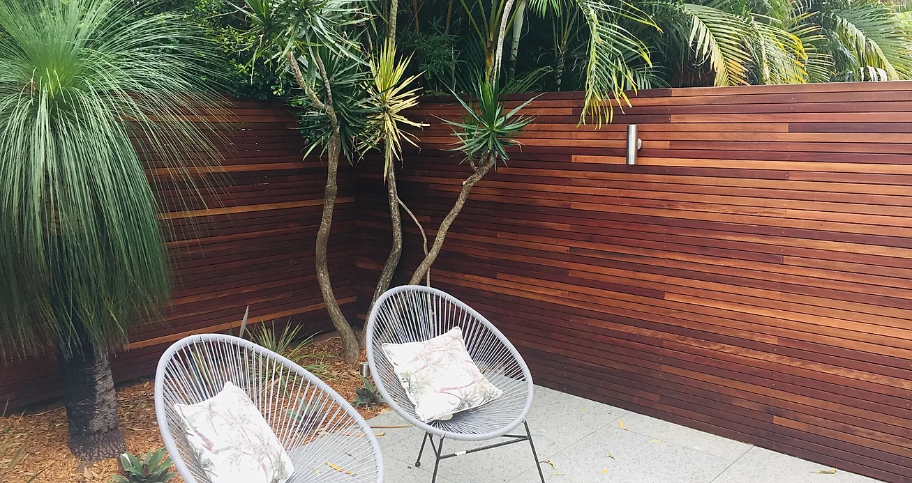 SPOTTED GUM FENCING