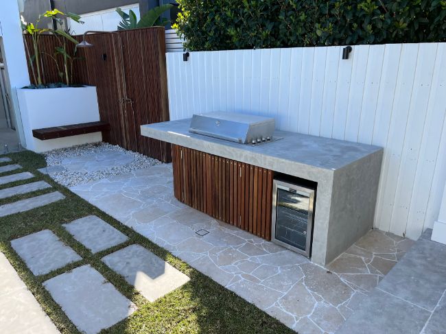 BUILT IN BBQ MAROUBRA