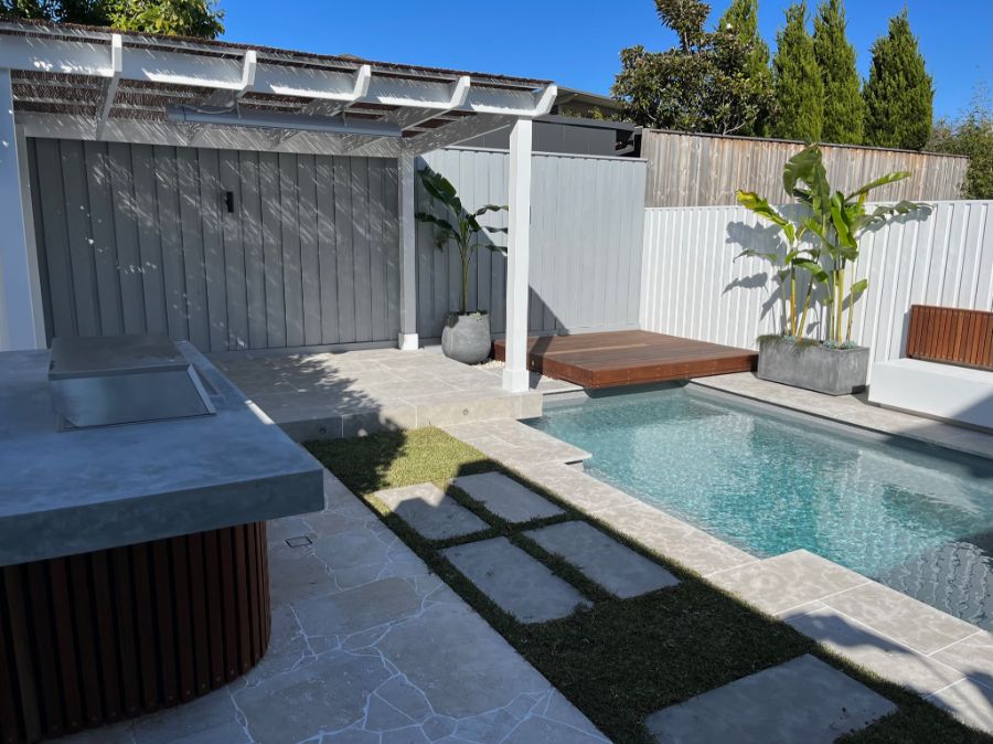 OUTDOOR OASIS
